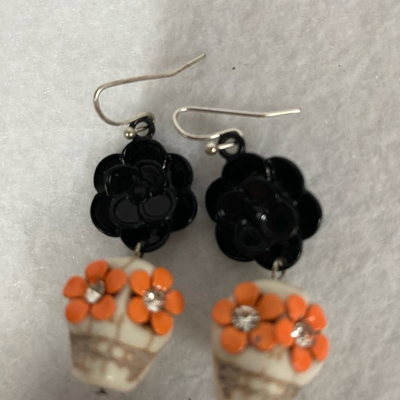 Day of the  Dead Skull Dangle Earrings (DH) - Picture 7 of 8